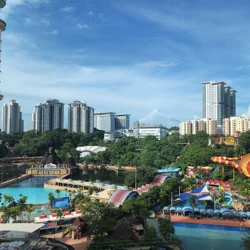 Sunway Lagoon Malaysia: Diverse Attractions Amid Mixed Reviews