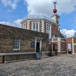 Royal Observatory Greenwich: Informative and Scenic Astronomy Experience