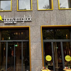 HANS IM GLÜCK - HANNOVER Limhof: Varied Menu, Cozy Ambiance, and Friendly Service