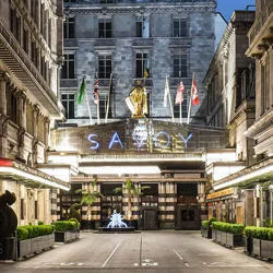 Luxurious Stay at The Savoy: Excellent Service, Iconic American Bar, and Prime Location in London