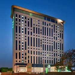 Exceptional Service and Beautiful Amenities at Holiday Inn Dubai Festival City