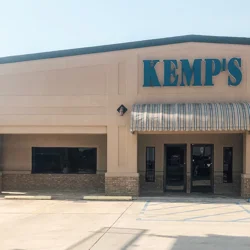 Kemp's Flooring: Mixed Reviews on Customer Service, Installation Quality, and Pricing