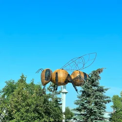 World's Largest Bee - Charming Attraction in Peace County