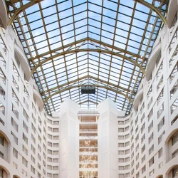 Grand Hyatt Washington: Mixed Reviews & Ongoing Renovations