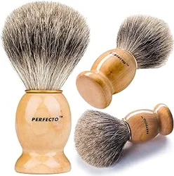 Mixed Reviews for Perfecto Blaireau de rasage Brush: Soft Bristles and Good Lather vs. Shedding Issues