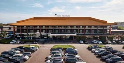 Hotel Breukelen: Spacious Rooms, Delicious Breakfast, Convenient Location