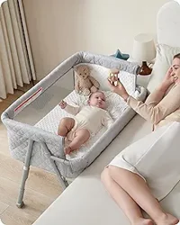 Explore In-Depth Feedback on AirClub Moisés Bedside Bassinet