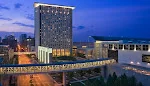 Hyatt Regency McCormick Place: Convenience & Views with Room for Improvement