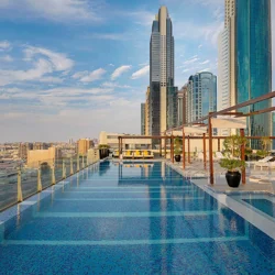 Positive Reviews Highlighting Exceptional Service and Amenities at voco Dubai