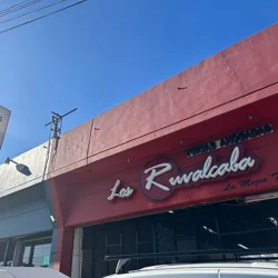 Mixed Feedback for Los Ruvalcaba: Delicious Food but Inconsistent Service and Pricing