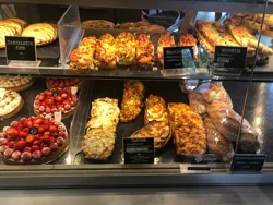 Award-Winning Croissants at La Maison d’Isabelle in Paris