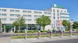 Exclusive Review Analysis: Holiday Inn Berlin Airport