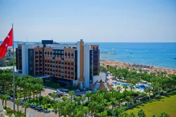 Mixed Reviews for Sentido Kamelya Selin Otel: Family-Friendly Yet Room for Improvement