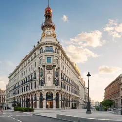 Discover Luxury Hotel Insights: Madrid Four Seasons Review