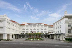 Mixed Reviews for the Eastern & Oriental Hotel in Penang
