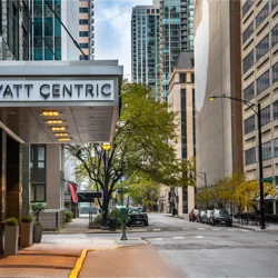 Mixed Reviews for Hyatt Centric Chicago Magnificent Mile