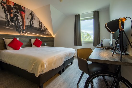 Comfortable and Unique Stay at Velotel Brugge