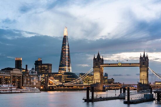Luxury and Spectacular Views at Shangri-La The Shard Hotel