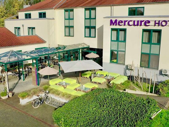 Mixed Reviews: Stay at Mercure Hotel in Krefeld